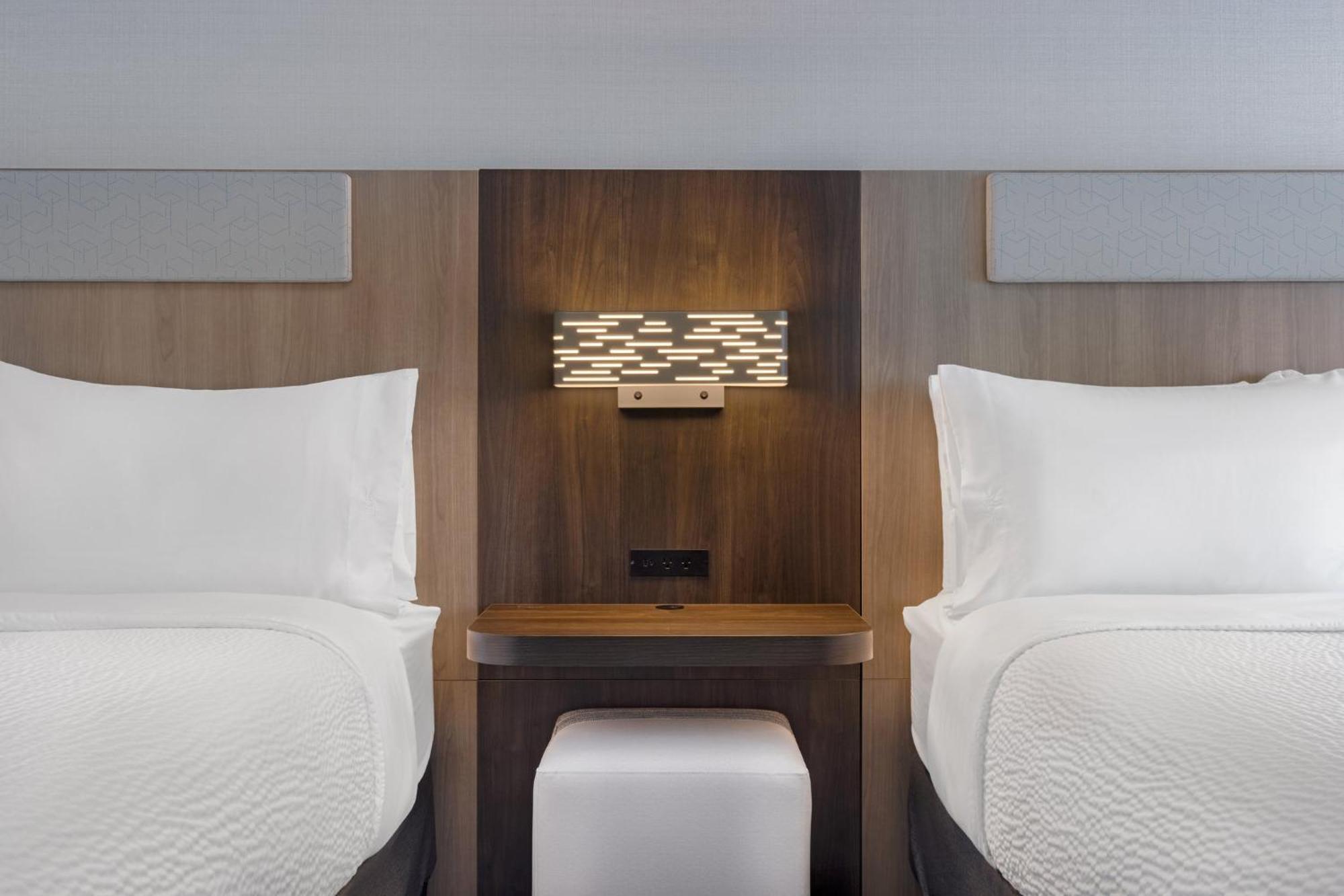 Holiday Inn Express & Suites St Thomas Saint Thomas Ngoại thất bức ảnh