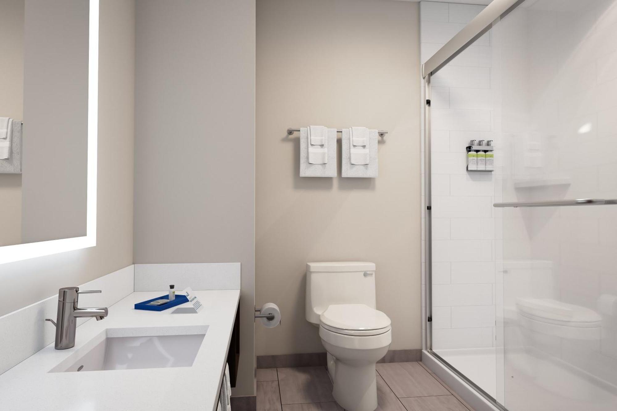 Holiday Inn Express & Suites St Thomas Saint Thomas Ngoại thất bức ảnh